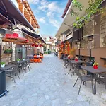 White Hills & Daire Arachova