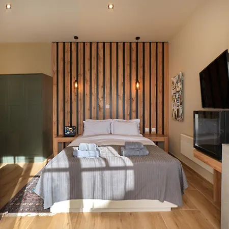 White Hills & Apartment *