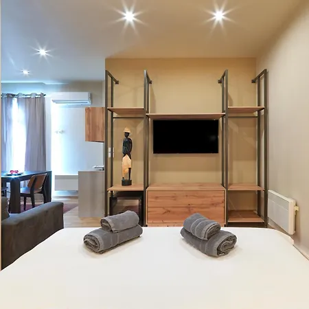 Apartment White Hills & *