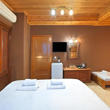 White Hills & Apartment