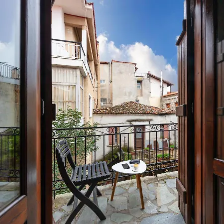 White Hills & Arachova